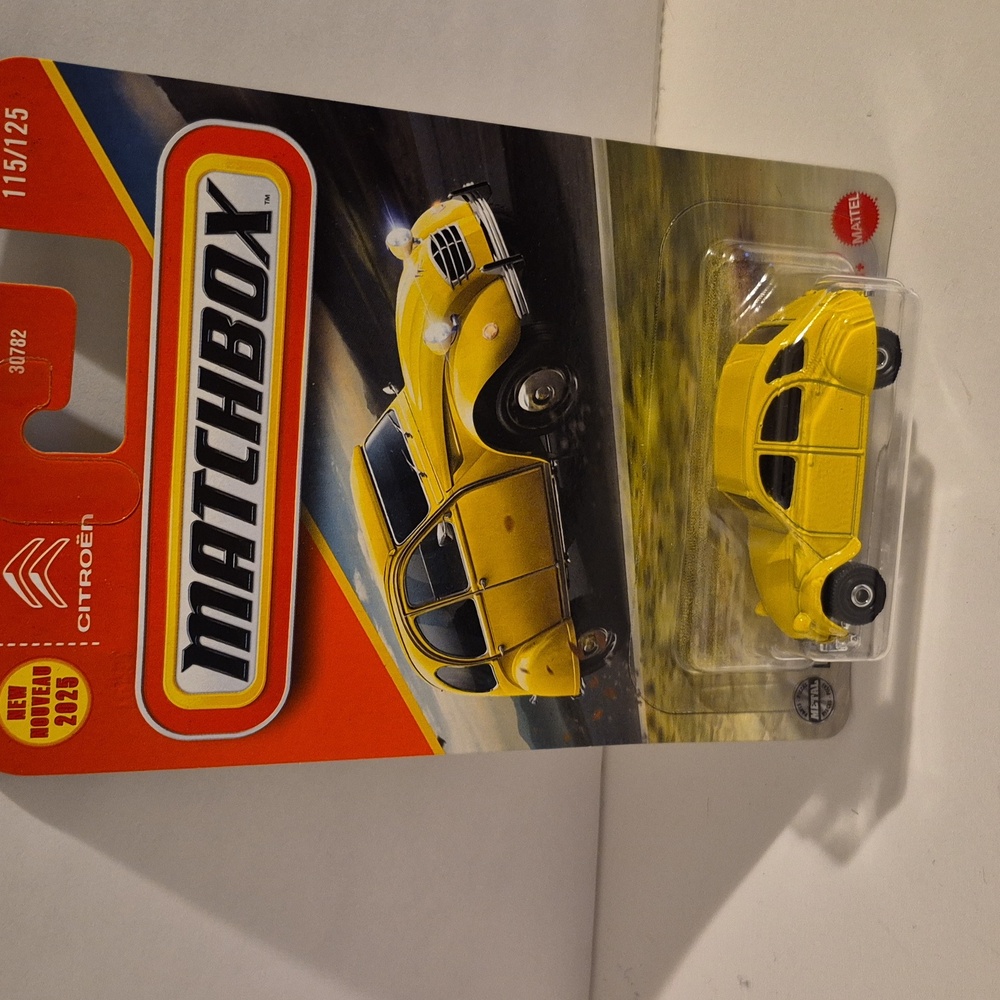 1D2 matchbox  1970 Citroen 2CV shipping protector